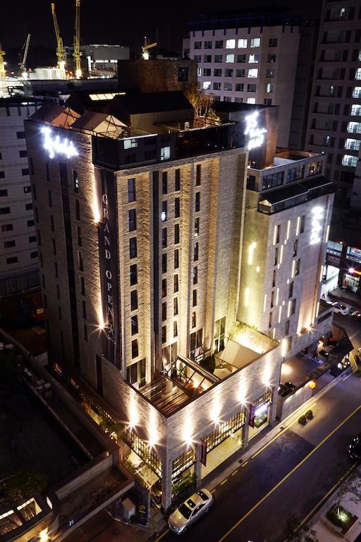 Js The Classic Hotel Osan Экстерьер фото