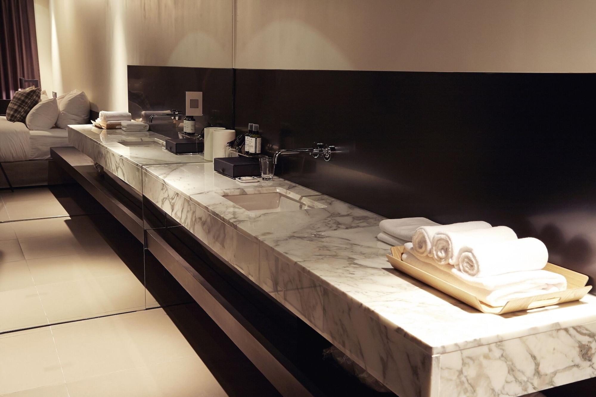 Js The Classic Hotel Osan Экстерьер фото